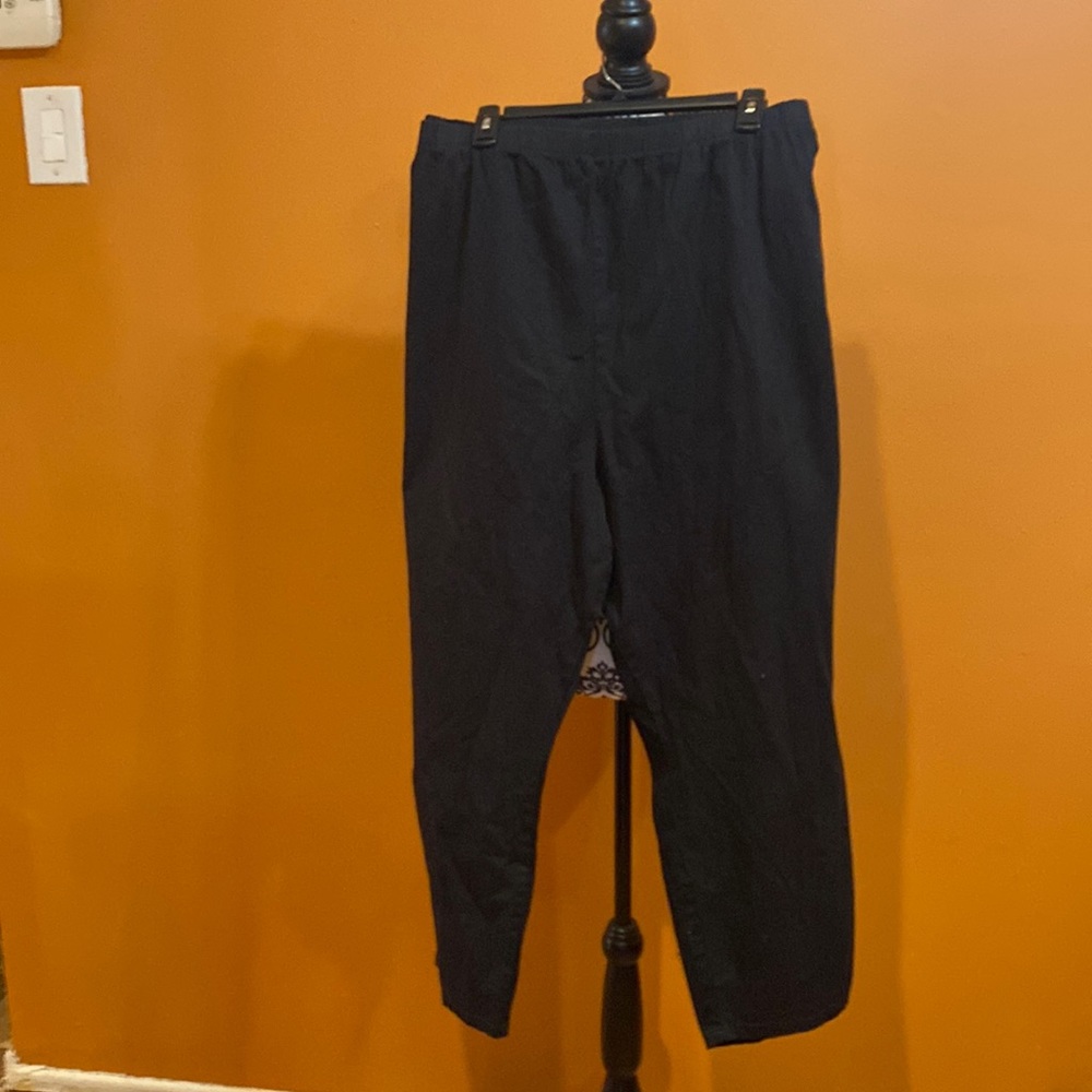 Liz&me black pull on pant 38w petite nwt
